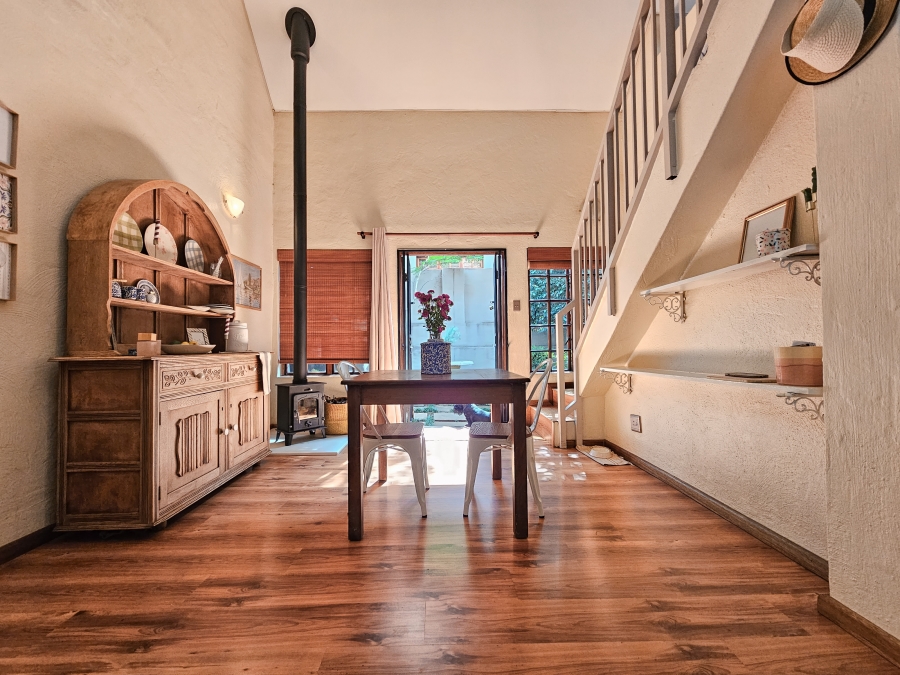 2 Bedroom Property for Sale in Faerie Glen Gauteng