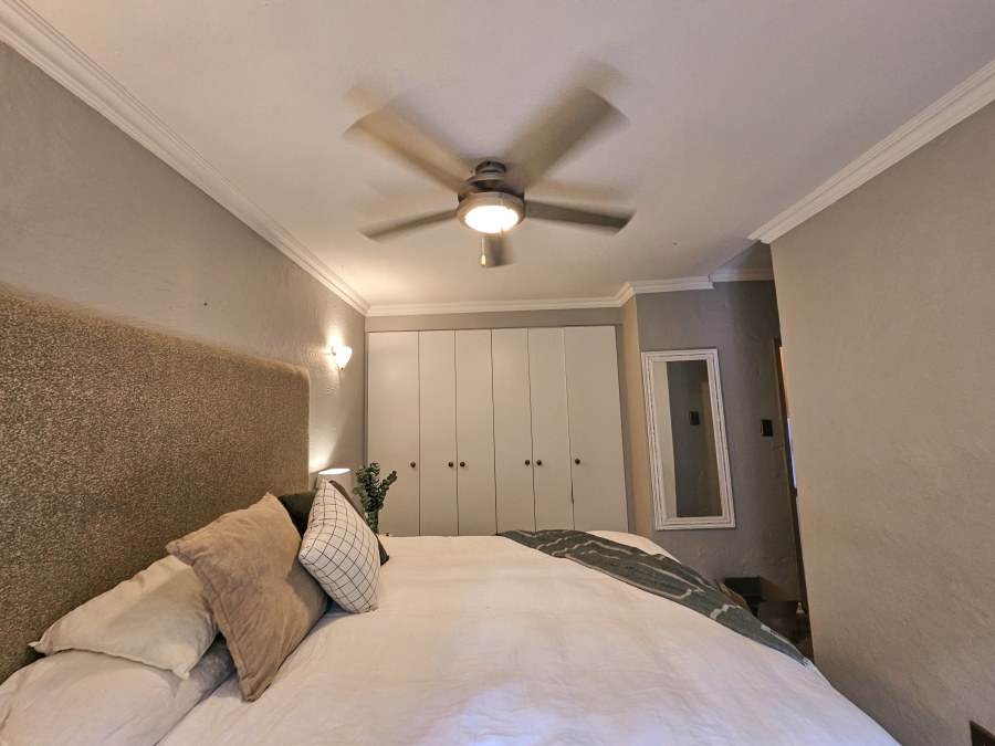 2 Bedroom Property for Sale in Faerie Glen Gauteng