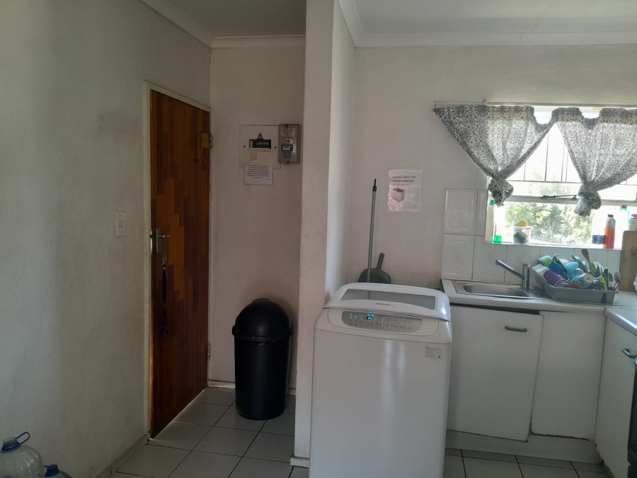 2 Bedroom Property for Sale in Vorna Valley Gauteng