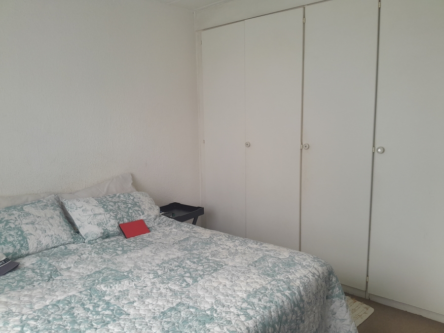 2 Bedroom Property for Sale in Vorna Valley Gauteng