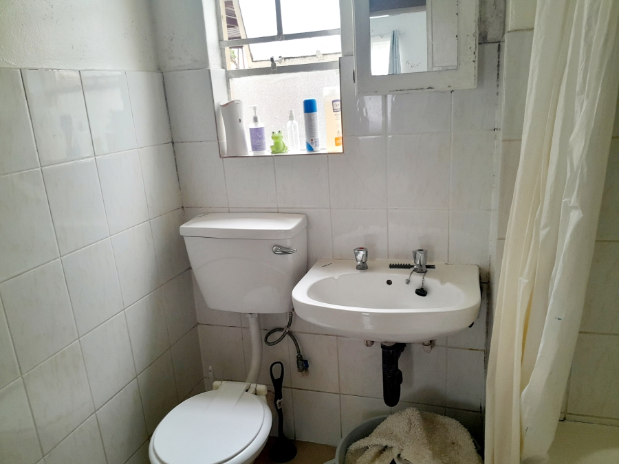 2 Bedroom Property for Sale in Vorna Valley Gauteng