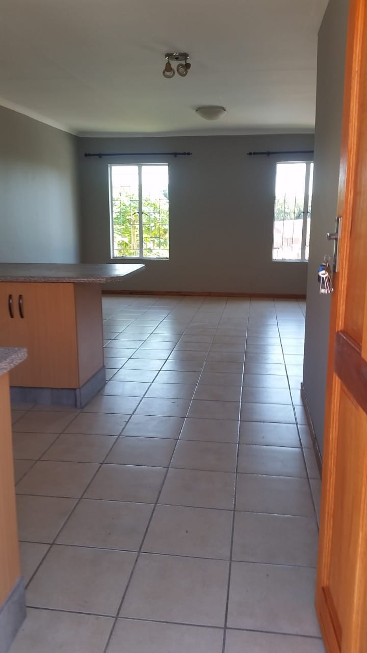 2 Bedroom Property for Sale in Pretoria North Gauteng