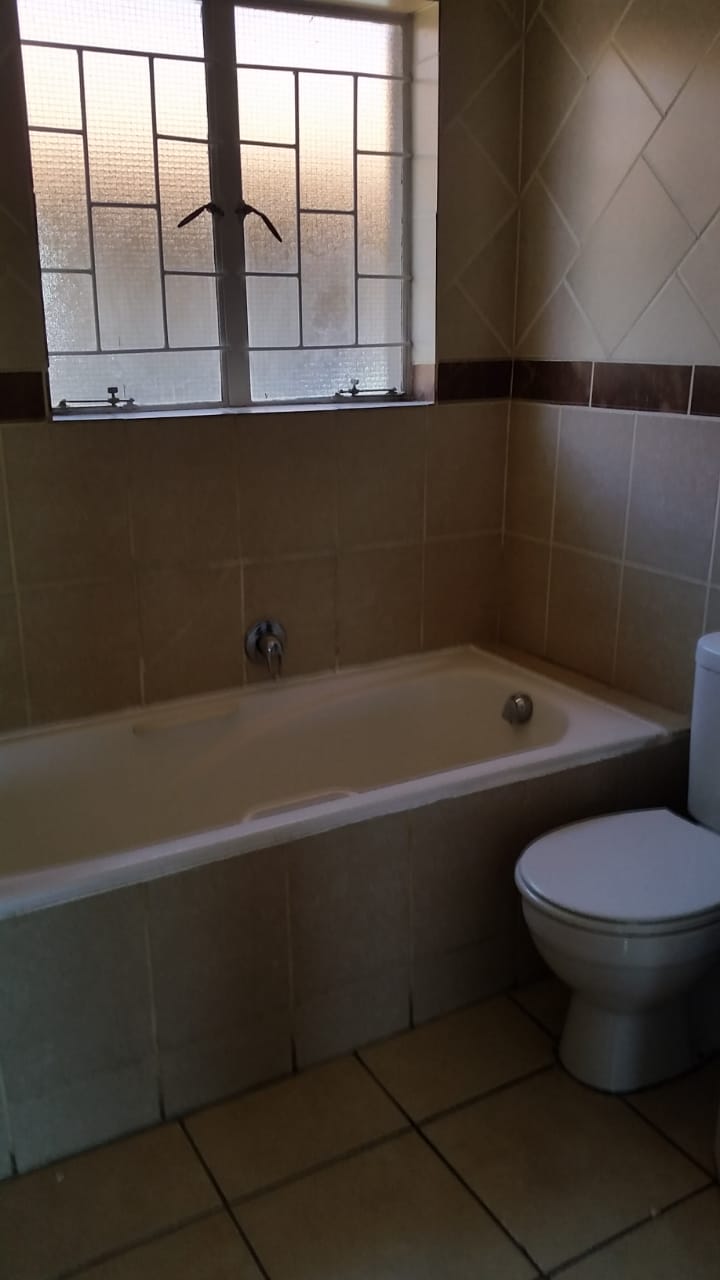 2 Bedroom Property for Sale in Pretoria North Gauteng