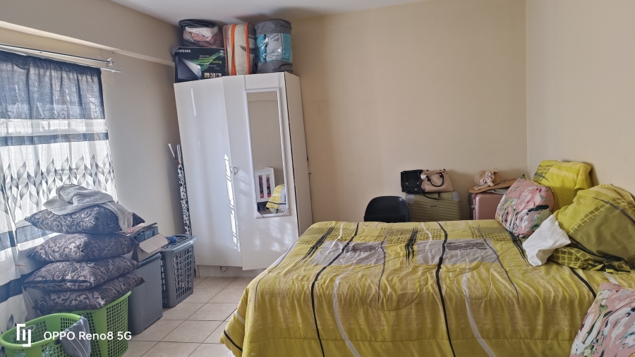 1 Bedroom Property for Sale in Rosettenville Gauteng