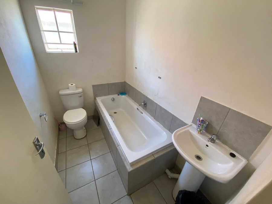 3 Bedroom Property for Sale in Savanna City Gauteng