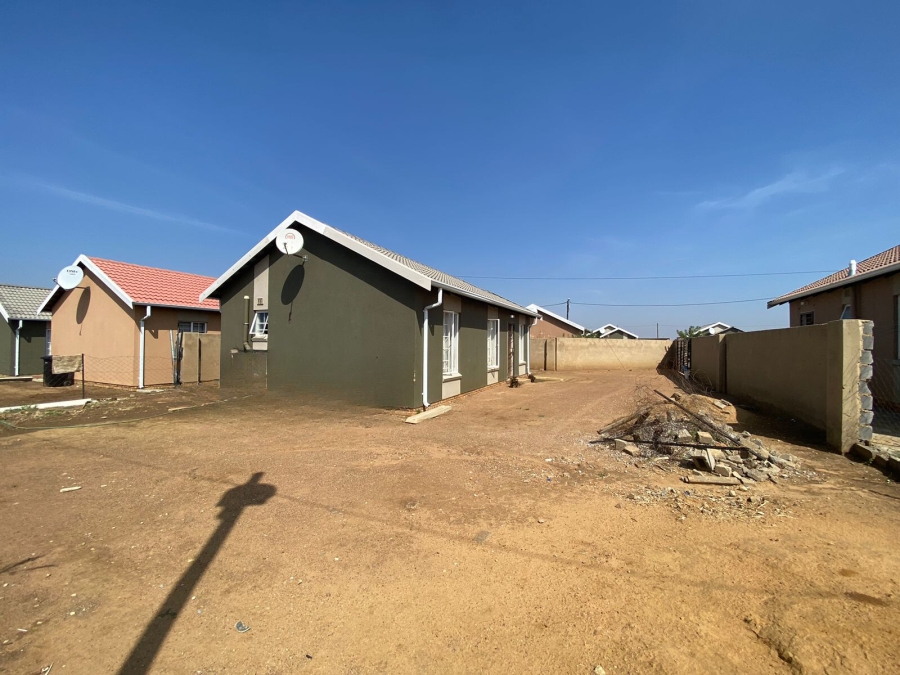 3 Bedroom Property for Sale in Savanna City Gauteng