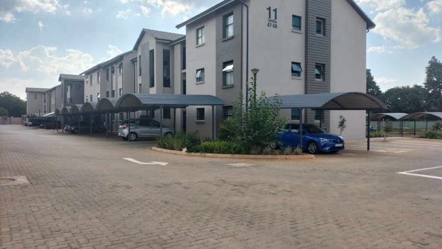 2 Bedroom Property for Sale in Raslouw Gauteng