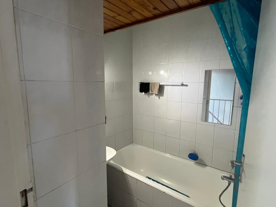 2 Bedroom Property for Sale in Primrose Hill Gauteng