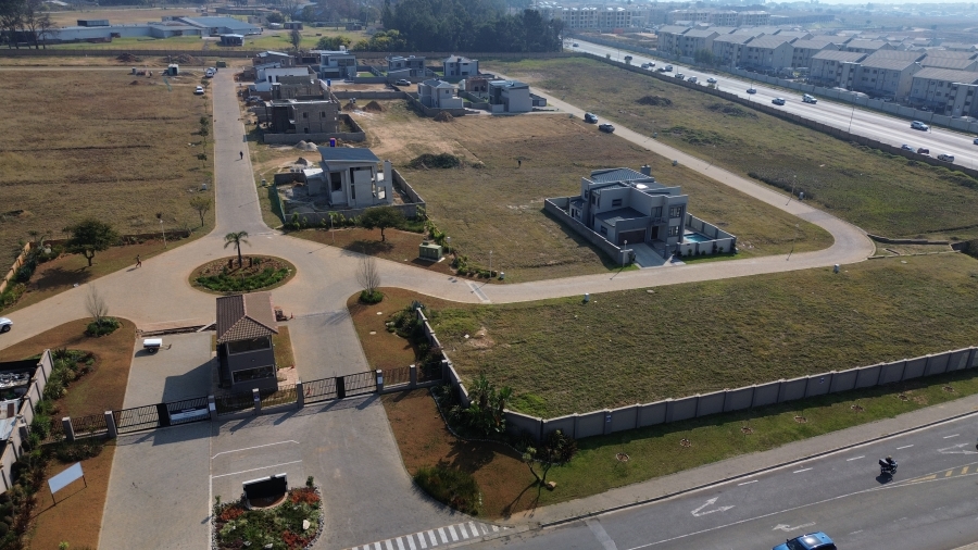 4 Bedroom Property for Sale in Blue Hills AH Gauteng