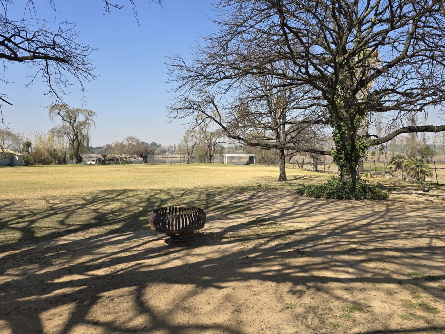 3 Bedroom Property for Sale in Kaalplaats Gauteng