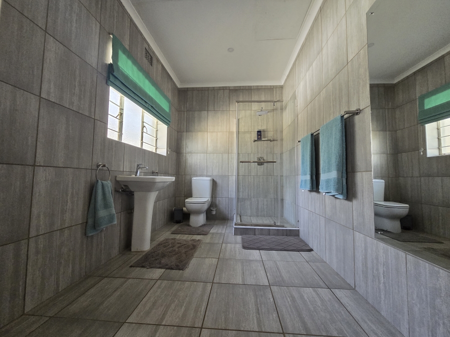 3 Bedroom Property for Sale in Kaalplaats Gauteng