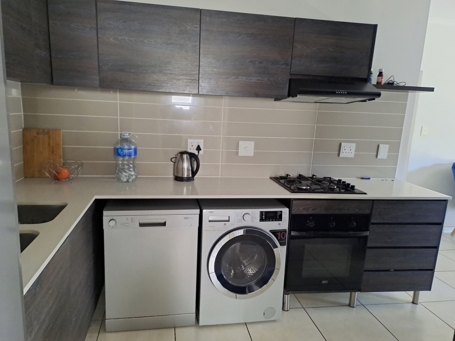 1 Bedroom Property for Sale in Oakdene Gauteng