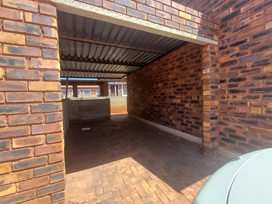 3 Bedroom Property for Sale in The Orchards Gauteng