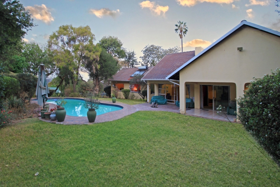 4 Bedroom Property for Sale in Petervale Gauteng
