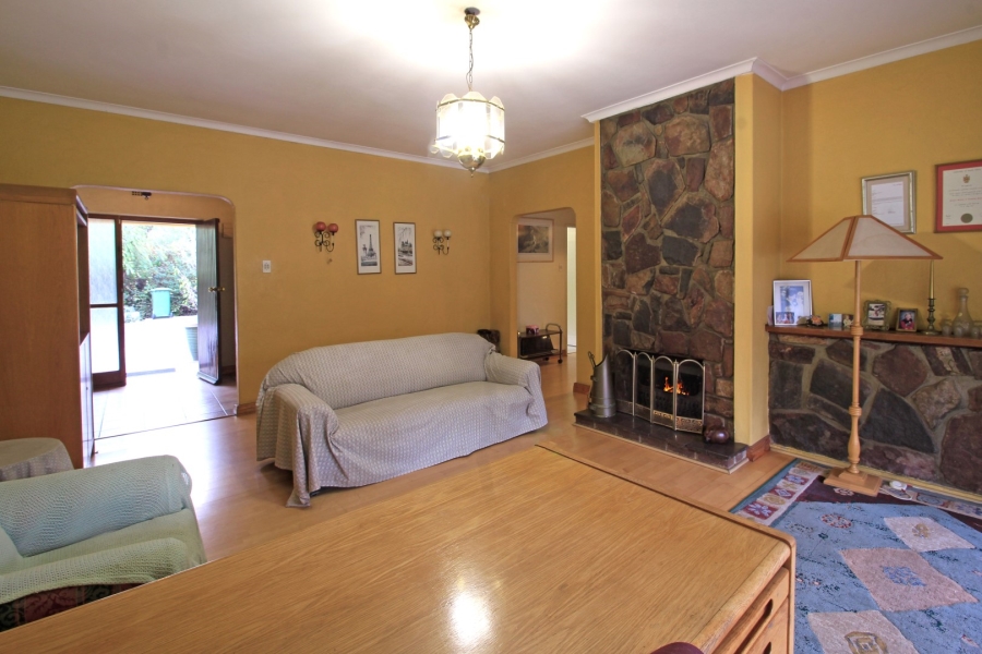 4 Bedroom Property for Sale in Petervale Gauteng