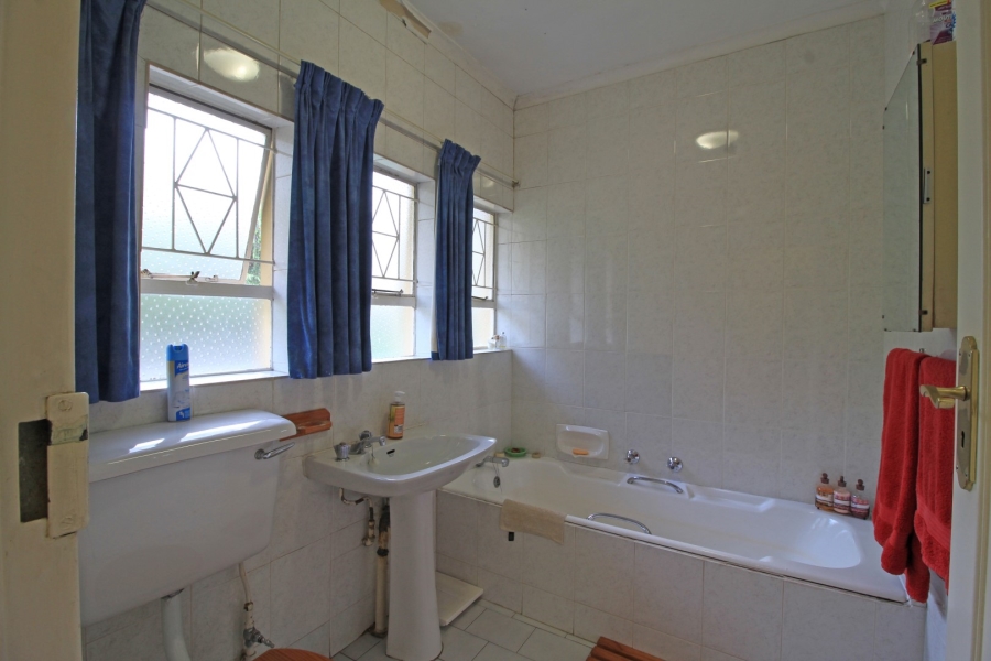 4 Bedroom Property for Sale in Petervale Gauteng