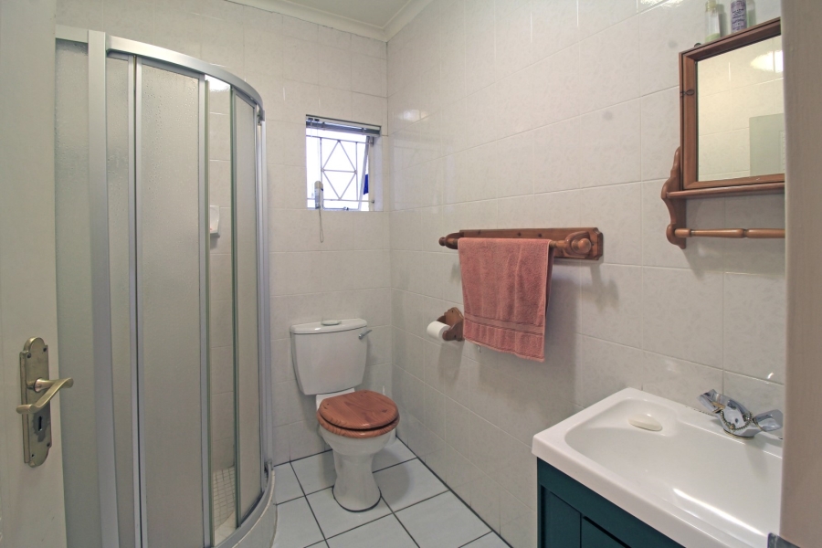 4 Bedroom Property for Sale in Petervale Gauteng