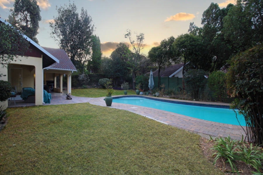 4 Bedroom Property for Sale in Petervale Gauteng