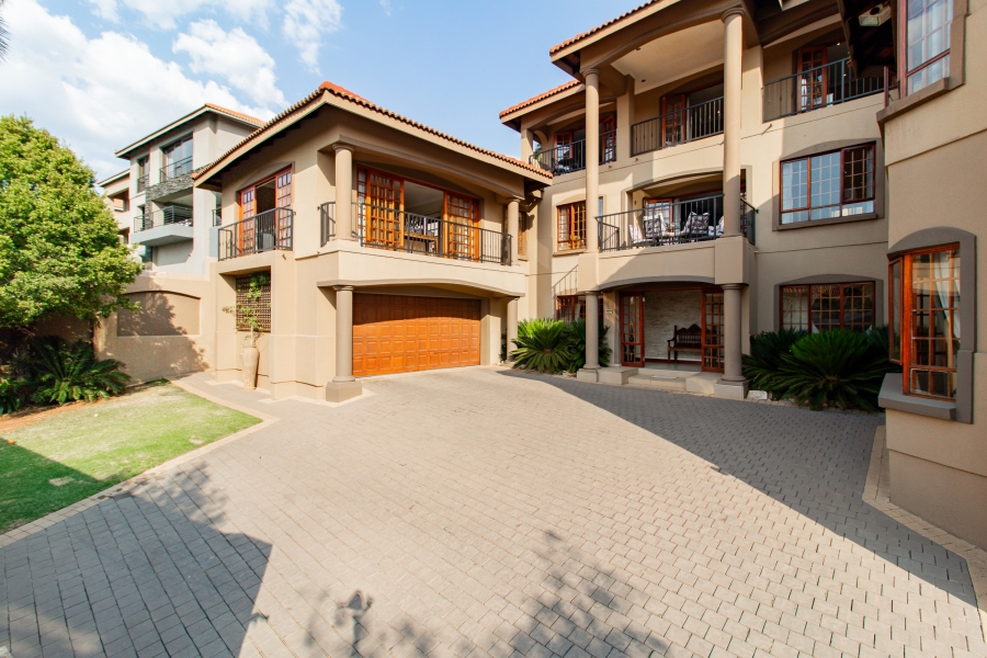 4 Bedroom Property for Sale in Bedfordview Gauteng