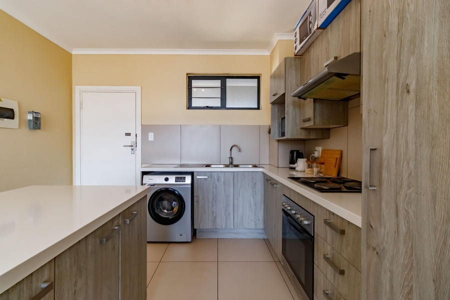 1 Bedroom Property for Sale in Erand Gardens Gauteng