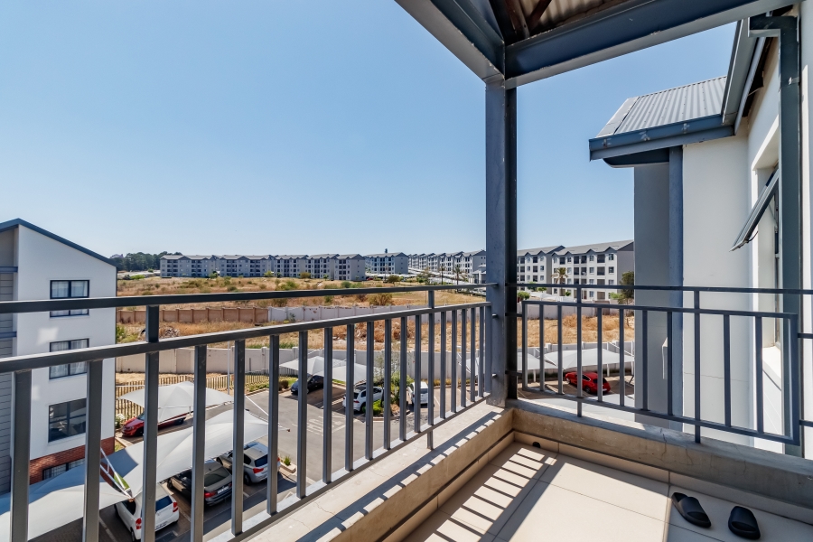 1 Bedroom Property for Sale in Erand Gardens Gauteng