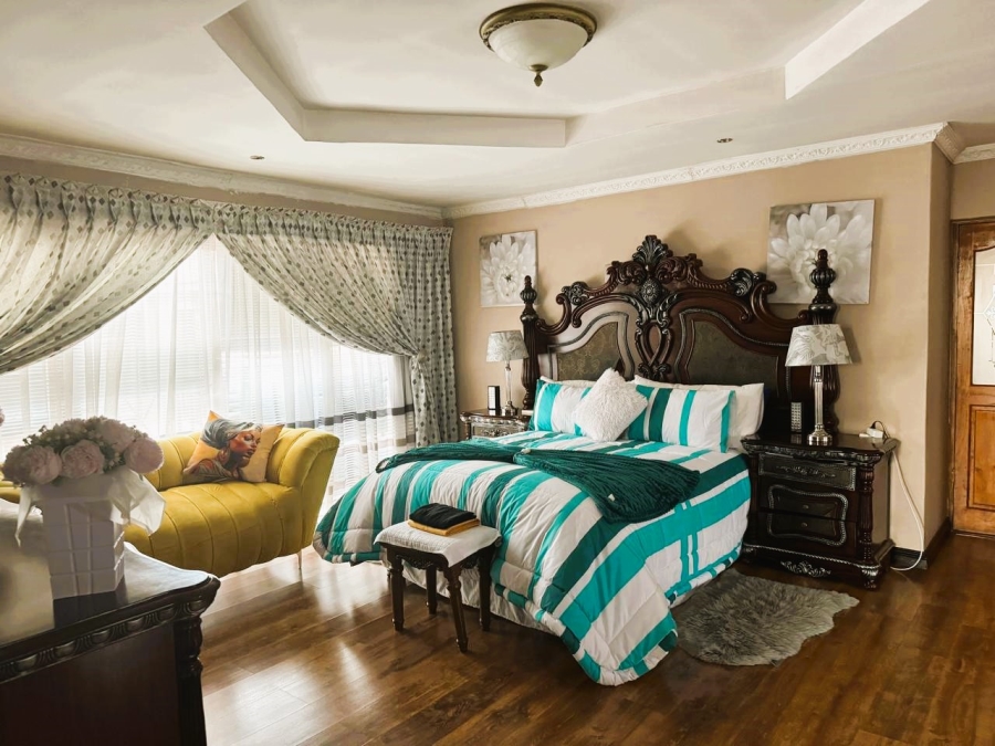 4 Bedroom Property for Sale in Vanderbijlpark SE 8 Gauteng