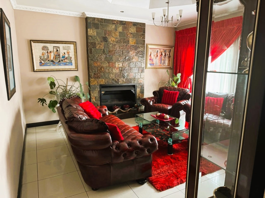 4 Bedroom Property for Sale in Vanderbijlpark SE 8 Gauteng