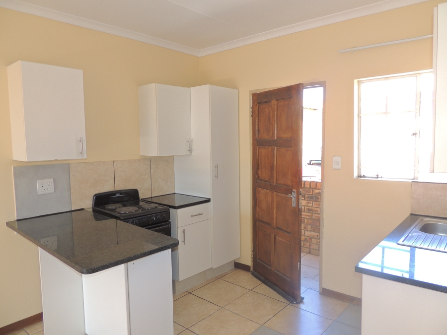 2 Bedroom Property for Sale in Elandspark Gauteng