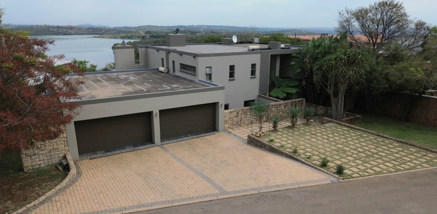 4 Bedroom Property for Sale in Sable Hills Gauteng
