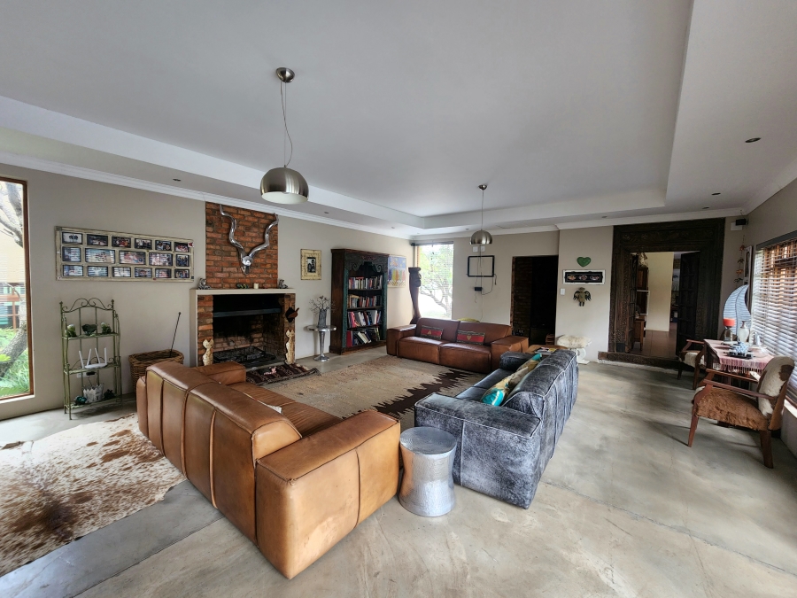 5 Bedroom Property for Sale in Pebble Rock Golf Village Gauteng