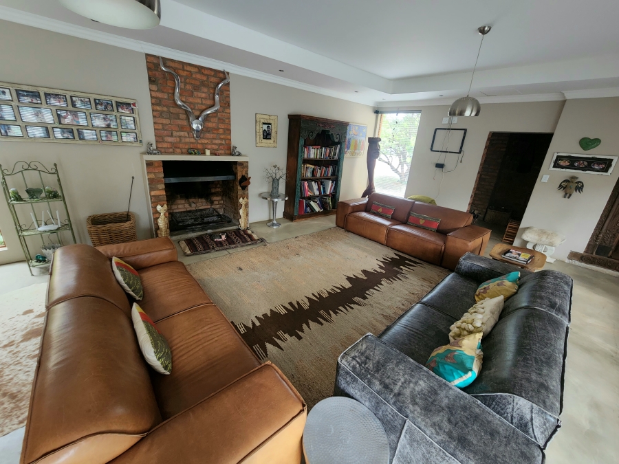 5 Bedroom Property for Sale in Pebble Rock Golf Village Gauteng