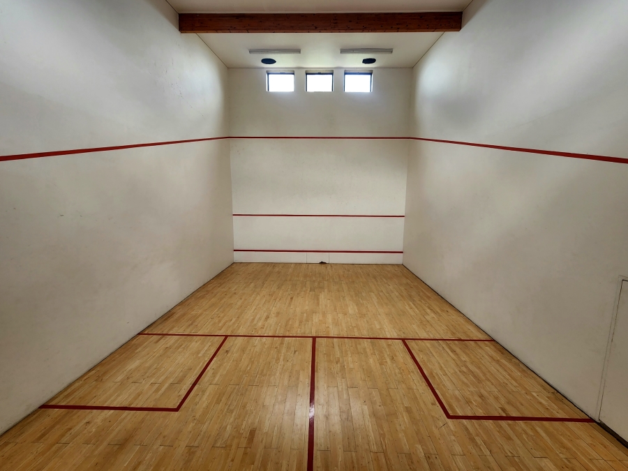 5 Bedroom Property for Sale in Pebble Rock Golf Village Gauteng