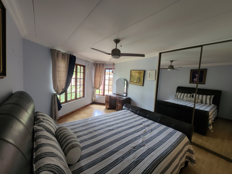 5 Bedroom Property for Sale in Pebble Rock Golf Village Gauteng