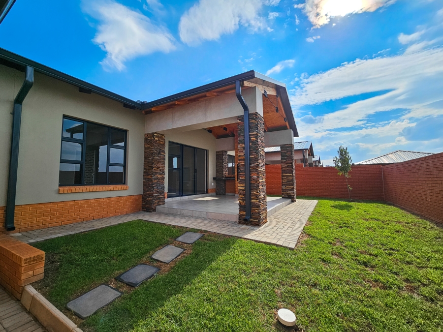 3 Bedroom Property for Sale in Six Fountains Residential Estate Gauteng