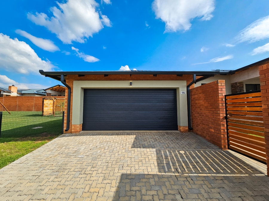 3 Bedroom Property for Sale in Six Fountains Residential Estate Gauteng