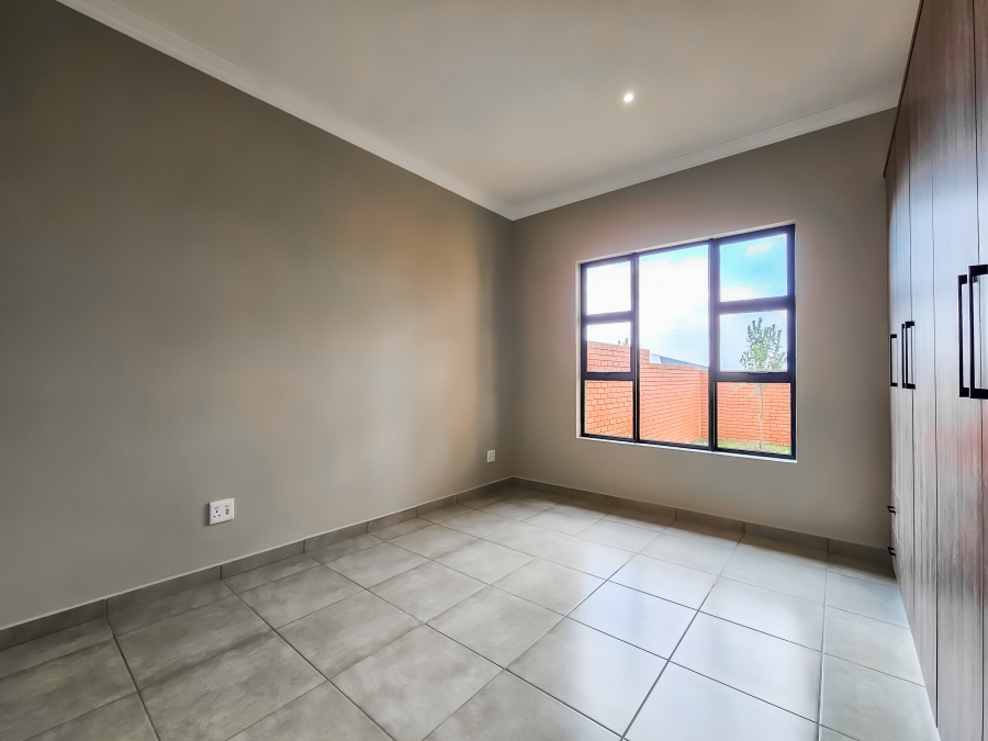 3 Bedroom Property for Sale in Six Fountains Residential Estate Gauteng
