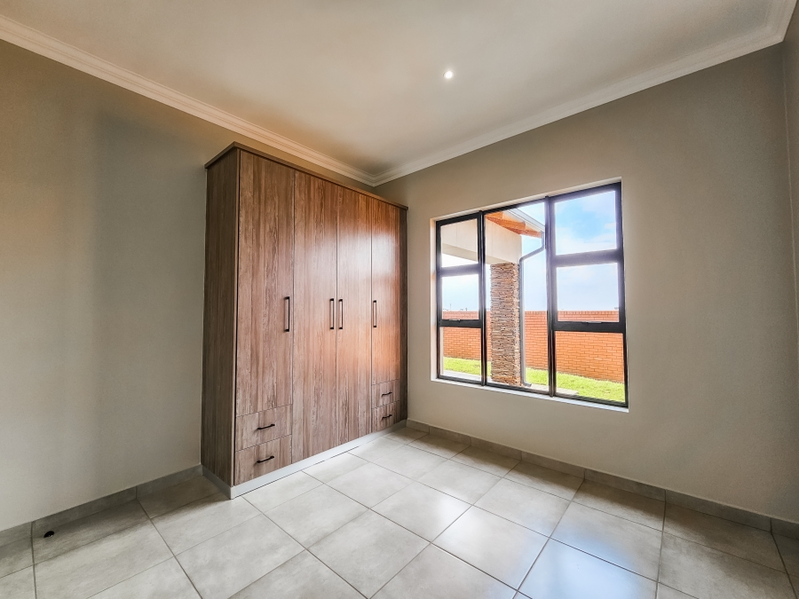 3 Bedroom Property for Sale in Six Fountains Residential Estate Gauteng