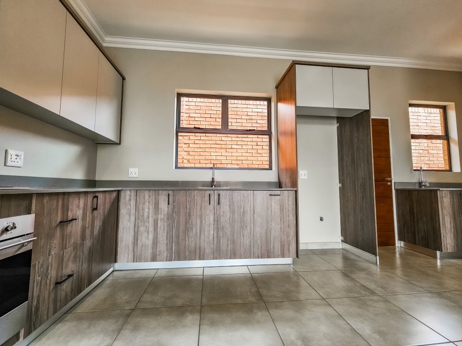 3 Bedroom Property for Sale in Six Fountains Residential Estate Gauteng