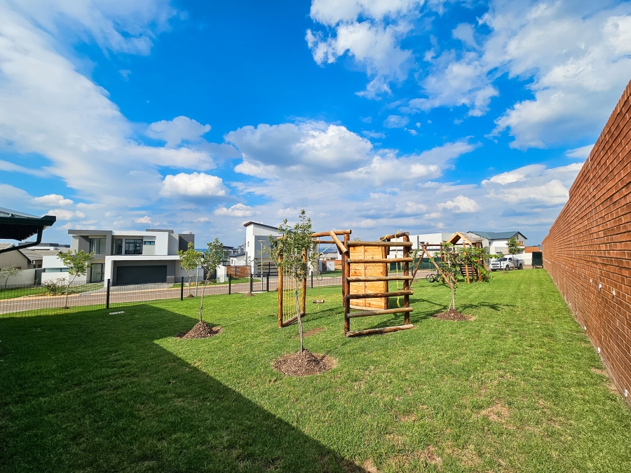 3 Bedroom Property for Sale in Six Fountains Residential Estate Gauteng