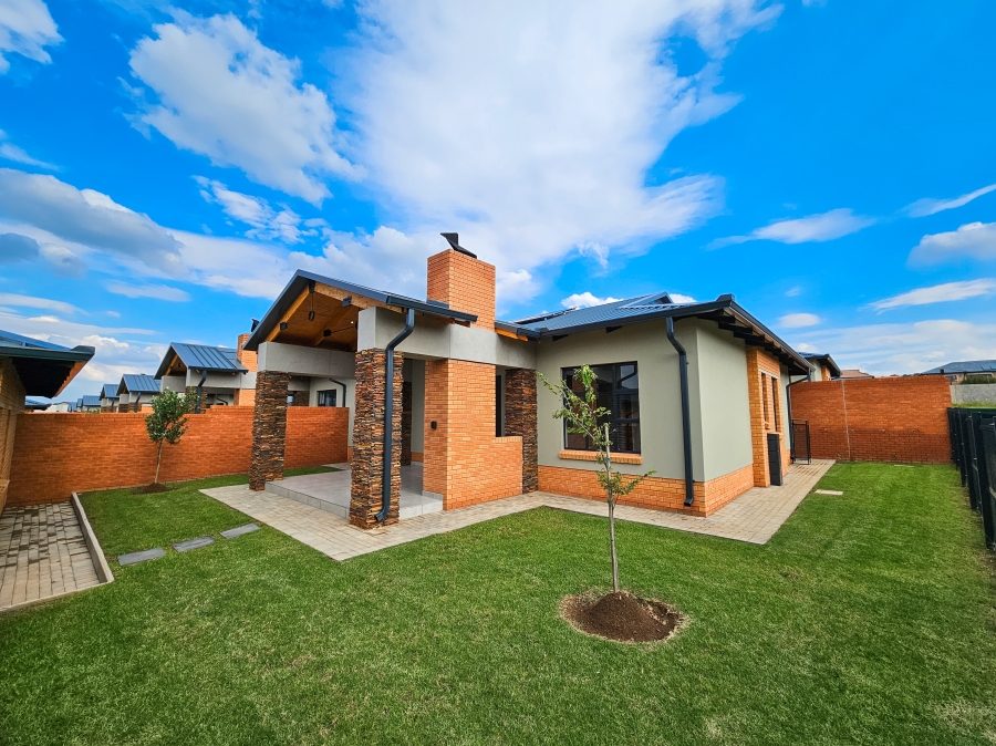 3 Bedroom Property for Sale in Six Fountains Residential Estate Gauteng