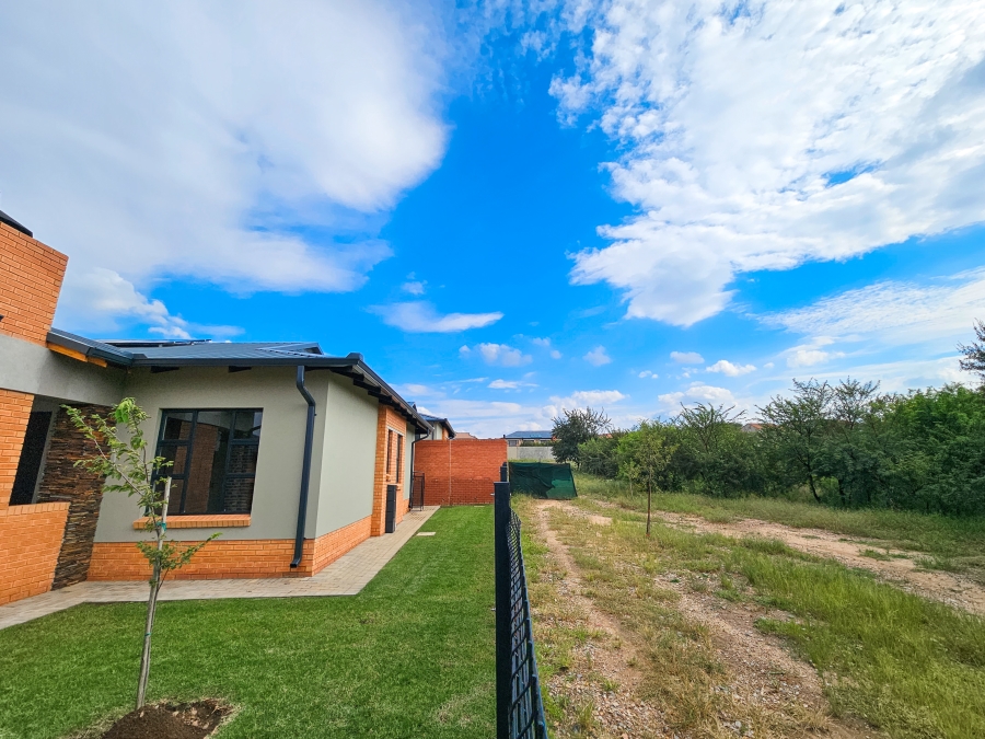3 Bedroom Property for Sale in Six Fountains Residential Estate Gauteng