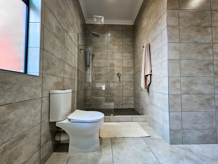 3 Bedroom Property for Sale in Six Fountains Residential Estate Gauteng