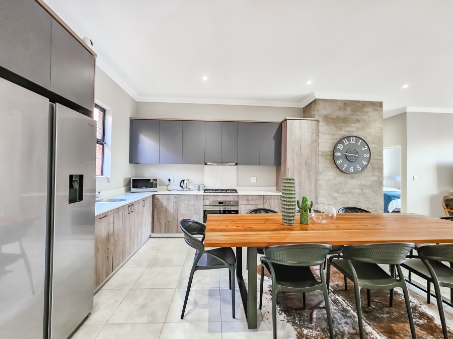 3 Bedroom Property for Sale in Six Fountains Residential Estate Gauteng