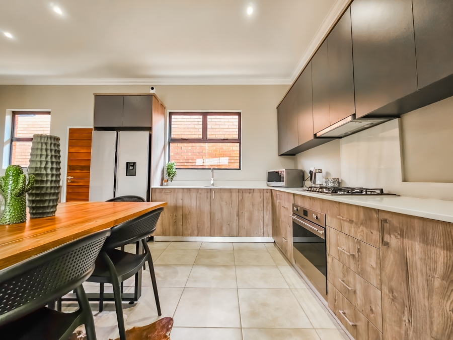 3 Bedroom Property for Sale in Six Fountains Residential Estate Gauteng