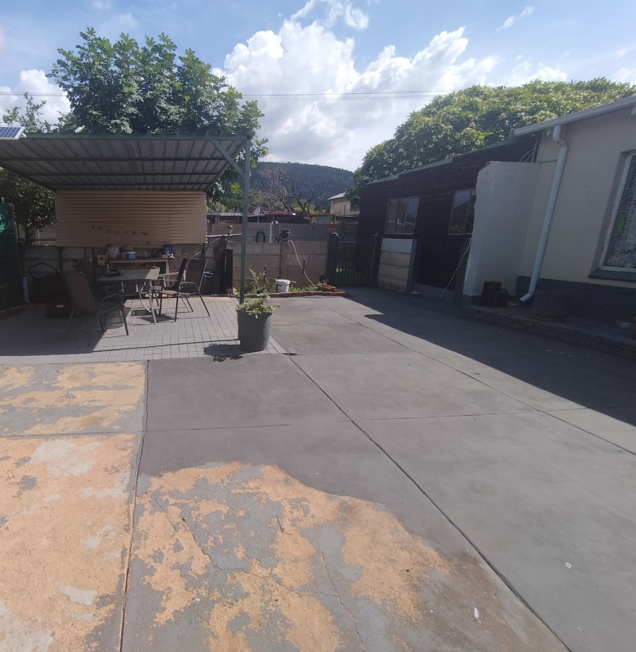 6 Bedroom Property for Sale in Pretoria North Gauteng