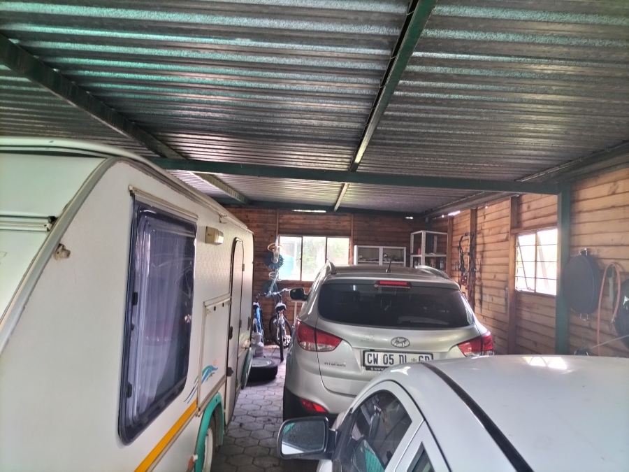 6 Bedroom Property for Sale in Pretoria North Gauteng