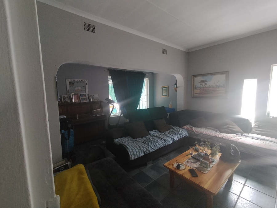 6 Bedroom Property for Sale in Pretoria North Gauteng