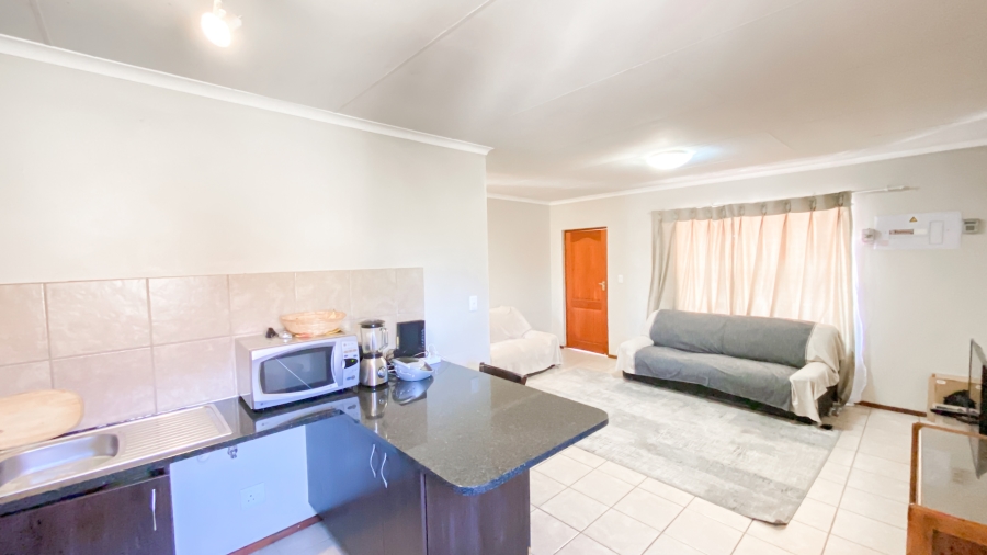 2 Bedroom Property for Sale in Noordwyk Gauteng