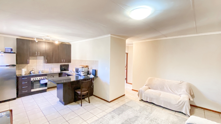 2 Bedroom Property for Sale in Noordwyk Gauteng