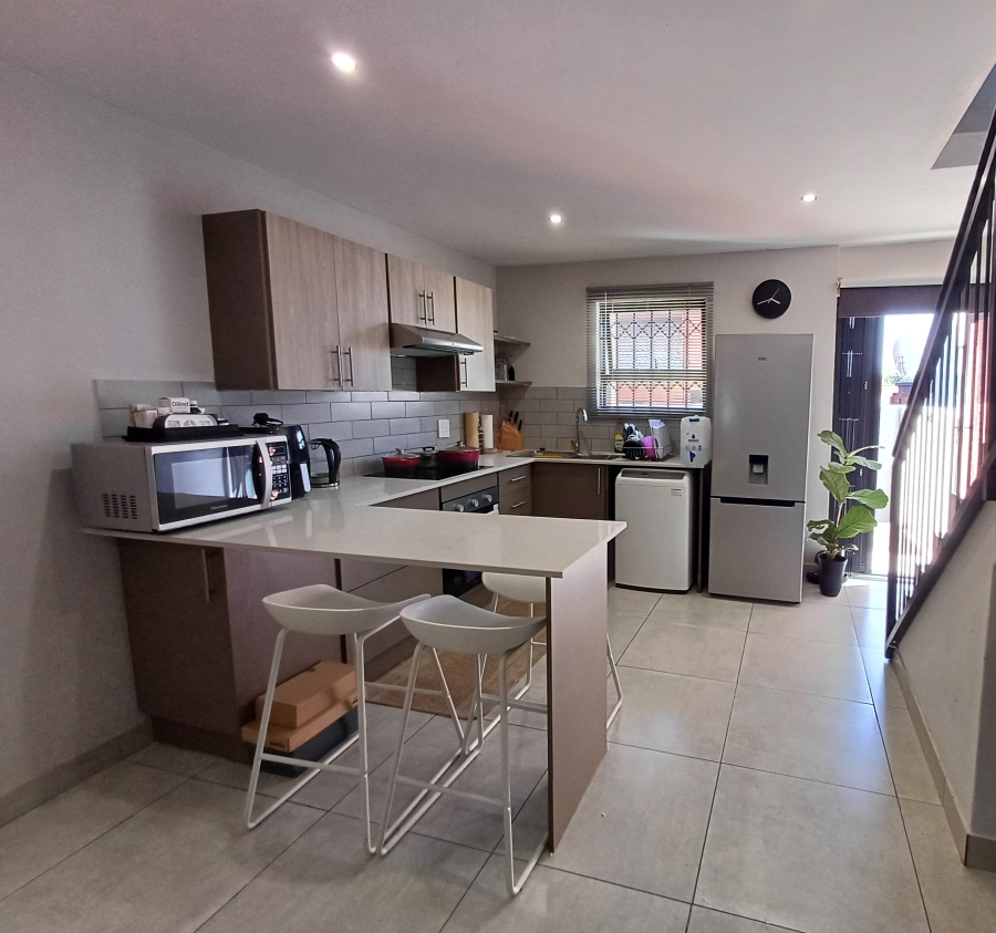 2 Bedroom Property for Sale in Theresa Park Gauteng